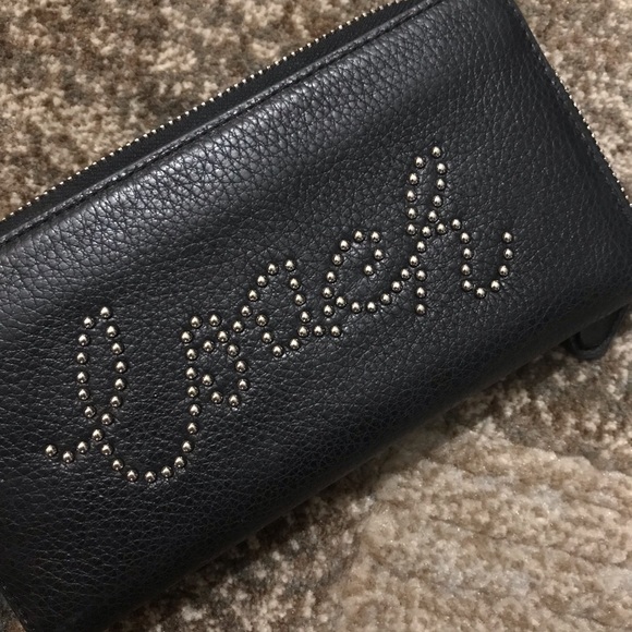 Coach "Logo" Black Leather Wallet π€ - Picture 2 of 4